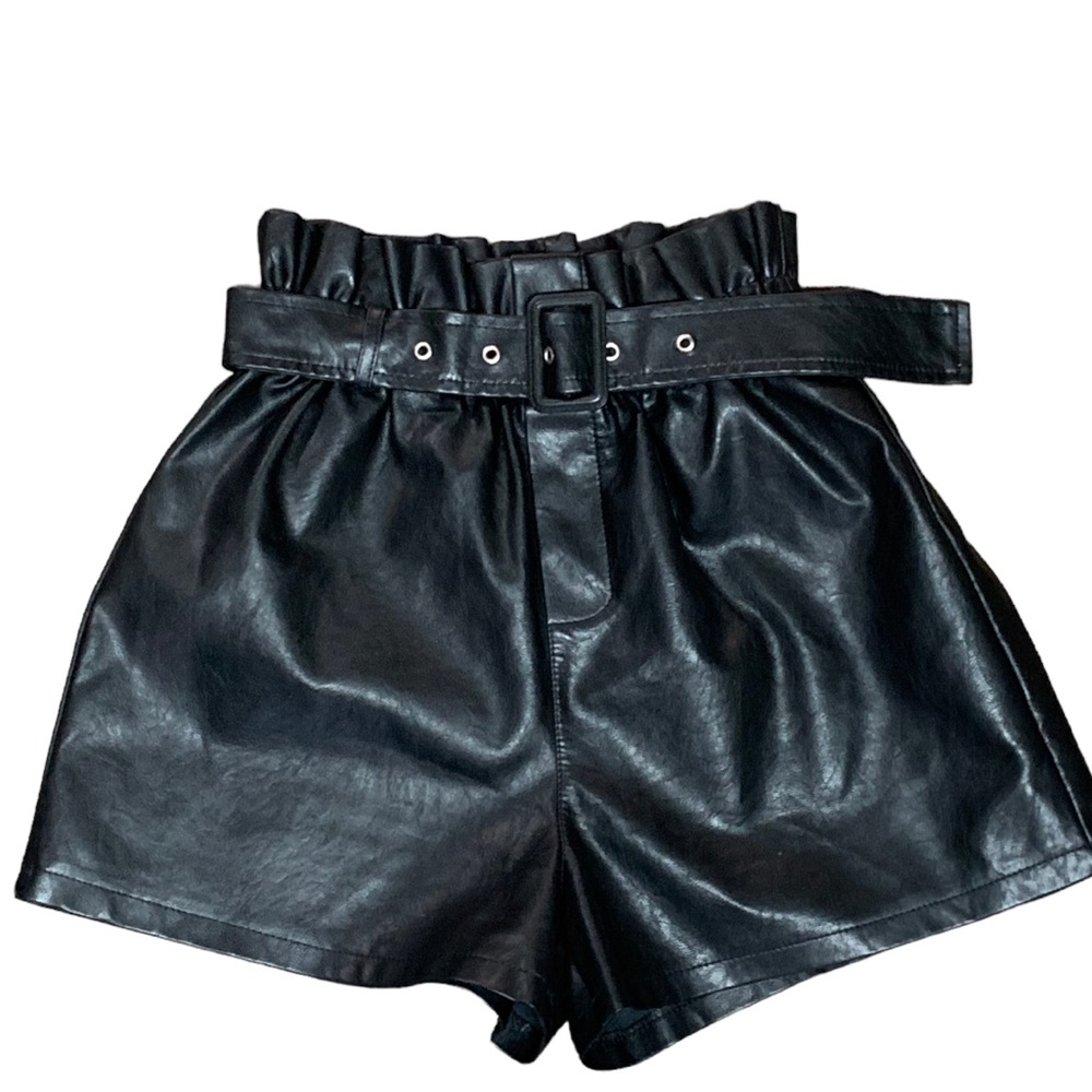 Azaka Paris, High Waist Vegan Leathet Shorts